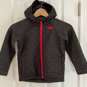 The North Face - Kids Hoodie Size 5
